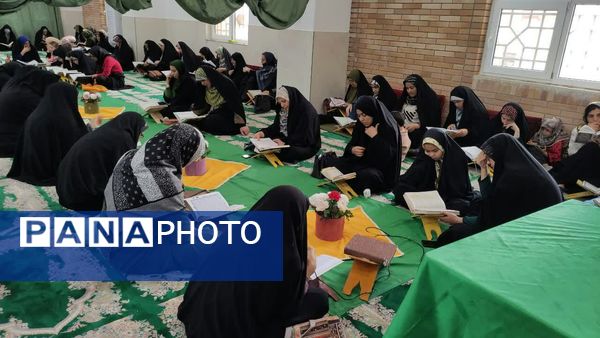 جز خوانی قرآن به همراه افطاری در مسجد خاتم النبیین بیرجند