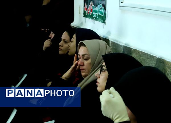 میزبانی هنرجویان هنرستان دکتر حسابی شهر محلات از پیکر شهید گمنام دفاع مقدس 