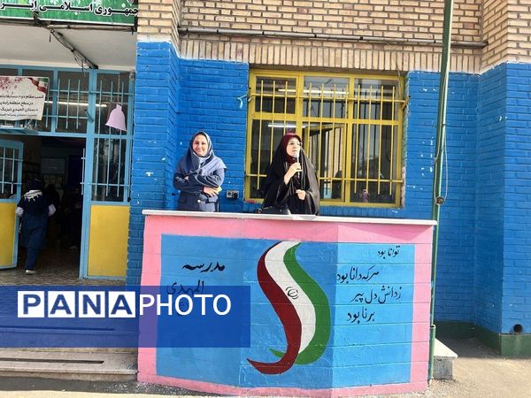 گرامیداشت سالروز شهادت شهید فهمیده در دبستان المهدی ناحیه 2 کرج 