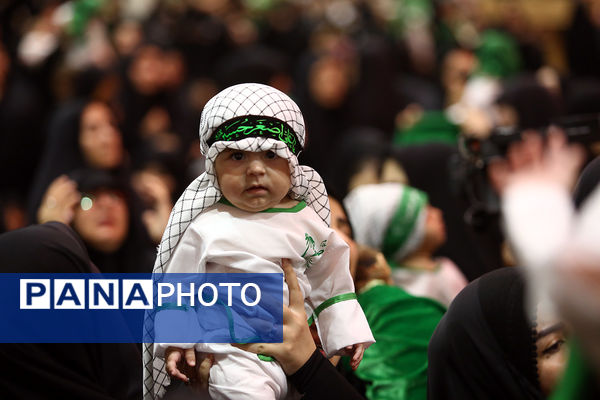همایش شیرخوارگان حسینی در حرم بانوی کرامت