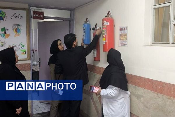 بازدید از مدارس ملارد جهت تأکید بر بهداشت و تجهیزات ورزشی