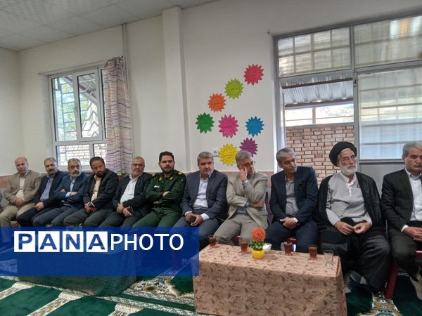 بازدید مدیران مدارس نیشابور از دبیرستان خاص فرهنگ مهر فاطمی