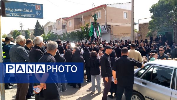 مردم روستای «هیو» در مراسم باشکوه عزاداری تاسوعا شرکت کردند