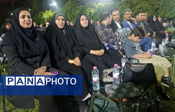 مراسم تجلیل از معلمان نمونه استان فارس