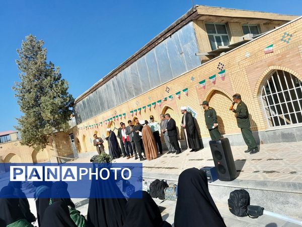 اعزام کاروان زیارتی راهیان نور لردگان 