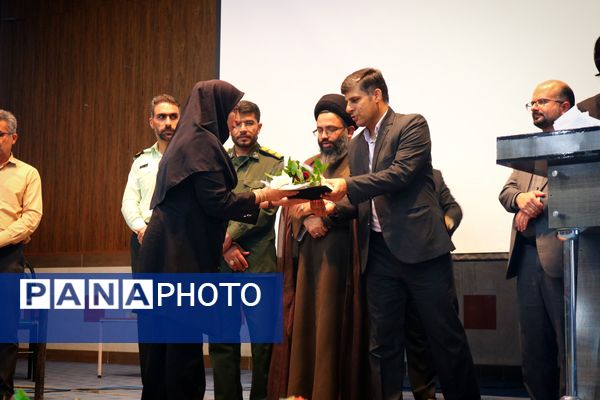 جشن روز معلم در شهرستان لامرد