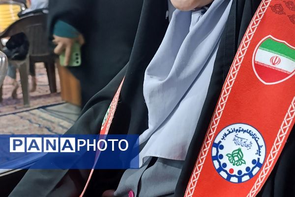  جشن «گل‌های زهرایی» در حسینیه شهدا با حضور دانش‌آموزان دبستان شهید طهرانی‌مقدم