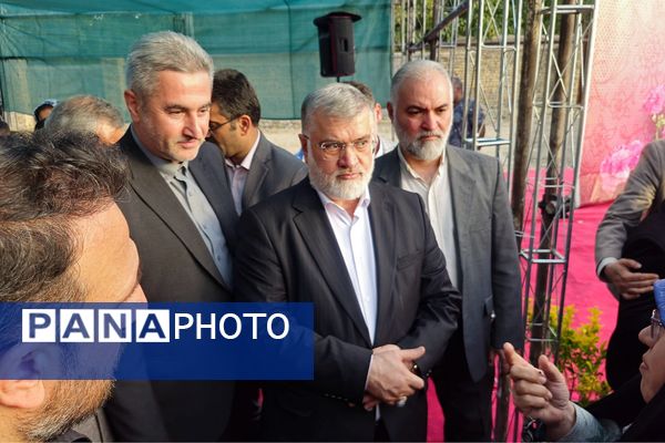 آیین خشت گذاری و افتتاح مدارس در منطقه پردیس با حضور استاندار تهران و مدیر کل شهرستانهای استان تهران 