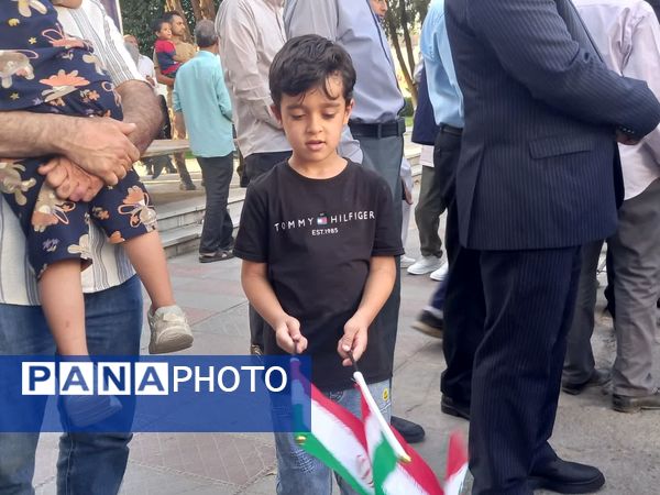 ملت ایران سکوت نخواهد کرد