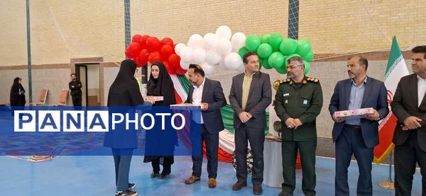 آیین افتتاحیه جشنواره فرهنگی ورزشی دختران آفتاب در بافق