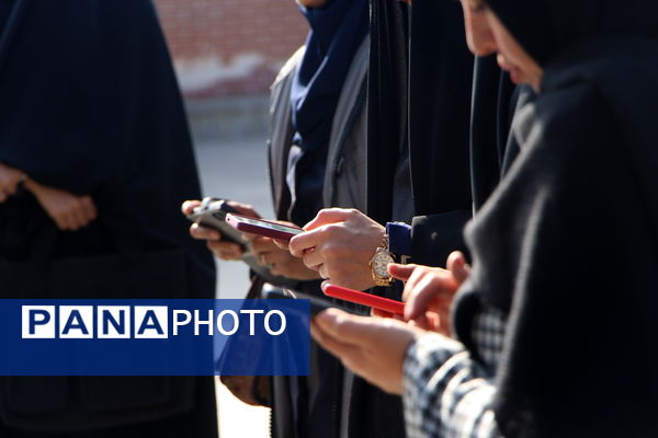 بازدید اصحاب رسانه از پروژه‌های شهرداری یزد در قالب «اتوبوس خبر»