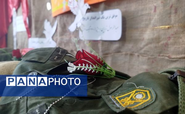 شهدا با مهر رفتند تا مهرمان پر مهر بماند