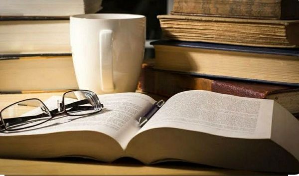 روز کتاب و کتابخوانی، فرصتی برای ترویج فرهنگ مطالعه در جامعه است