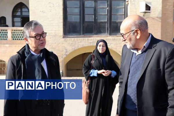 نشست هم‌اندیشی معلمان ژاپنی و یزدی