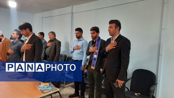 کارگاه توانمندسازی مربیان پرورشی در لوداب 