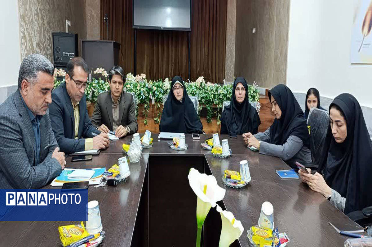 تشکیل جلسه ستاد کمیته راهبری نماد شهرستان بجنورد به ریاست مدیرکل امور تربیتی وزارت آموزشوپرورش