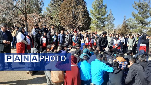 مانور سراسری زلزله در دبیرستان  پسرانه عشایر یاسوج 