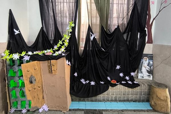 تجدیدِ پیمان با انقلاب و اهل بیت(ع) در روز ۱۳ آبان