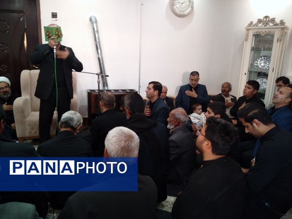 جلسه هفتگی هیات جوانان انصار الحسین هم زمان با عزاداری ایام فاطمیه در شهرستان خلیل‌آباد 