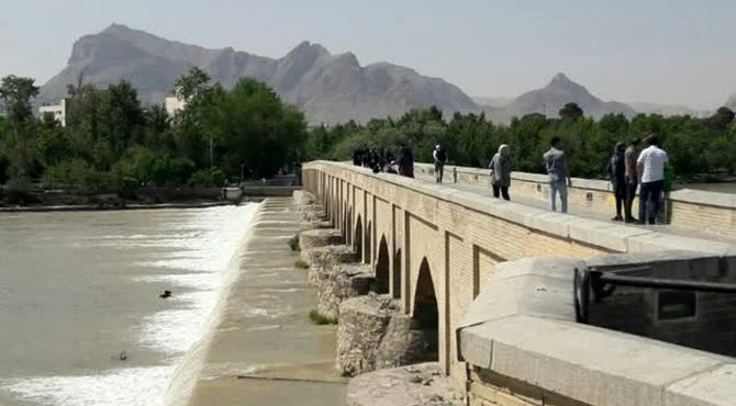 پادکست‌ « زاینده‌رود و هوای‌ شهر من »