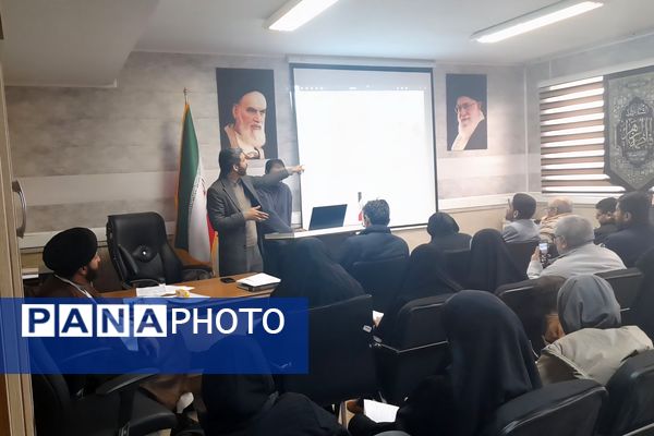 کارگاه توانمندسازی مربیان و معاونان پرورشی مدارس و مربیان لیگ جت شهرستان پردیس