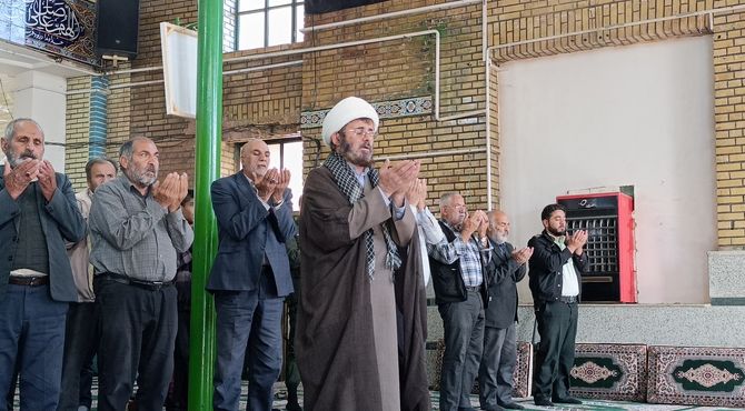 نماز باران در شهر سفیددشت 