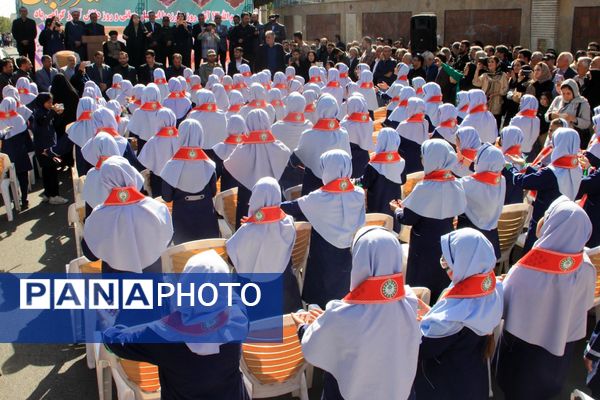 تجلی اقتدار مردم بهارستان در راهپیمایی ۱۳ آبان