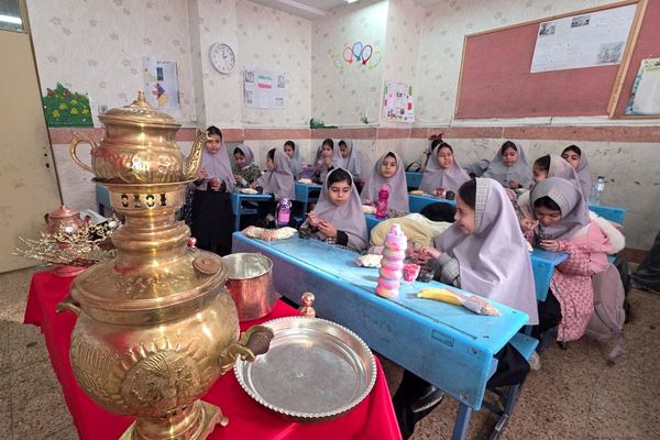 یلدا؛ پیوند شادی و فرهنگ در دبستان شهید آقچه‌لو 