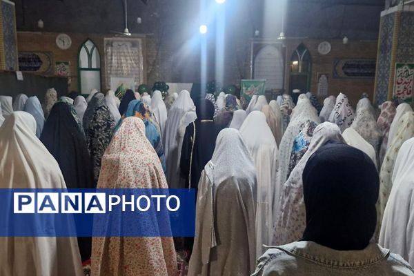 فشافویه میزبان خلوت عاشقانه دانش آموزان در نخستین روز اعتکاف همزمان با ولادت حضرت علی (ع)