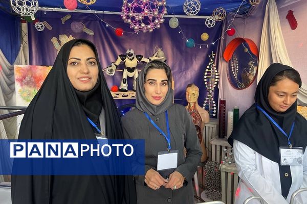 پژوهش‌سرای کاوش کهریزک، کانون توجه نخستین روز نمایشگاه دستاوردهای دانش‌آموزی استان