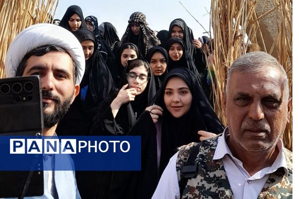 لحظات ناب در دیار نور، کنار شهدا 