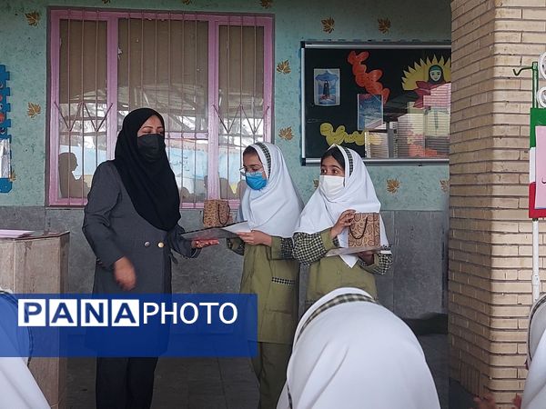 زنگ پژوهش در مدرسه حضرت معصومه(س) حاجی‌آباد