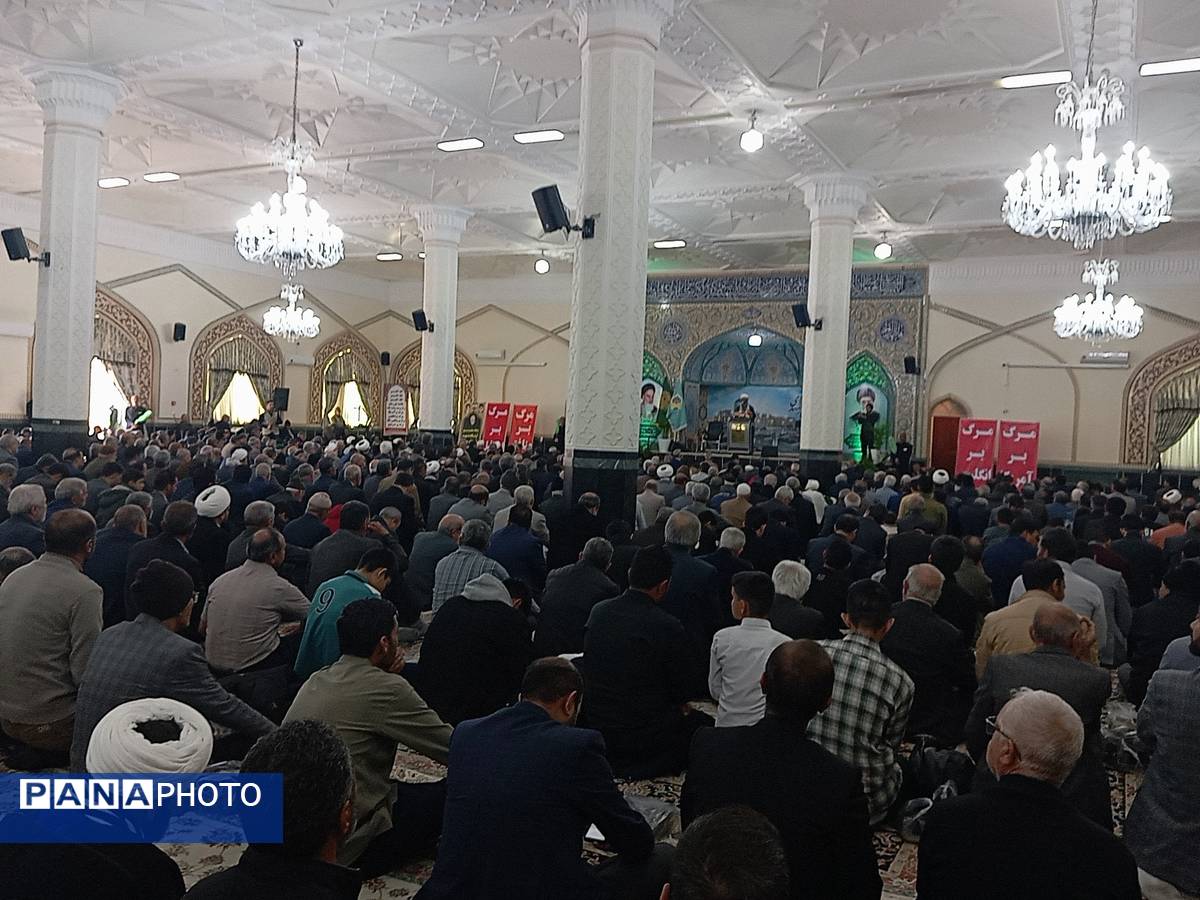  نماز عبادی سیاسی جمعه در شهرستان کاشمر 