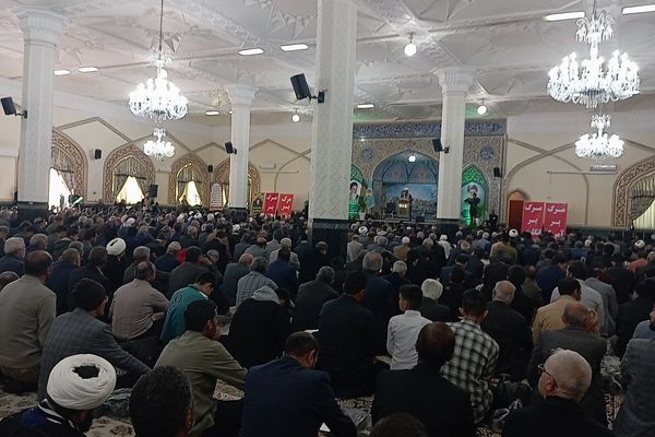  نماز عبادی سیاسی جمعه در شهرستان کاشمر 