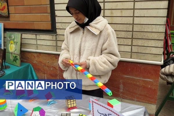 مراسم هفته پژوهش در دبیرستان بانو عفت آهنگری شهرری