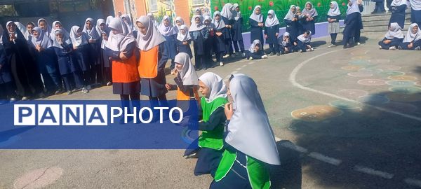  مسابقات ورزشی درون مدرسه‌ای به مناسبت هفته سلامت روان 