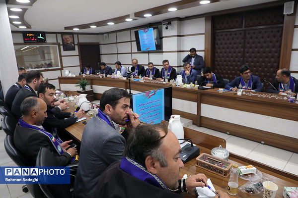 نشست معاون پرورشی و فرهنگی وزارت آموزش و پرورش با معاونان پرورشی، تربیت‌بدنی و مسئولان سازمان دانش‌آموزی آذربایجان شرقی
