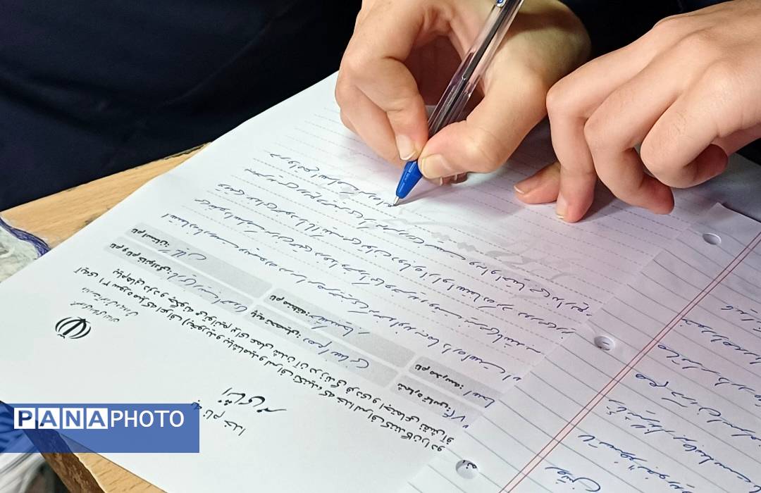 هم صدایی قلم و رنگ در پاسخ به پرسش مهر