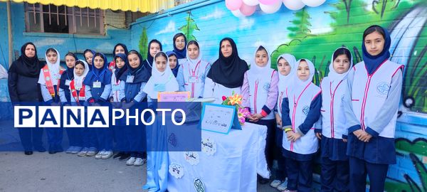 آیین افتتاحیه سفیران سلامت در مدرسه شهید خاقانی شهرستان شیروان