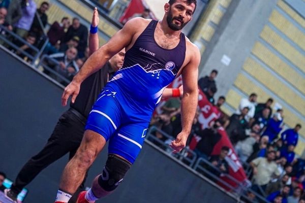 واکنش اتحادیه جهانی کشتی به بازگشت حسن یزدانی