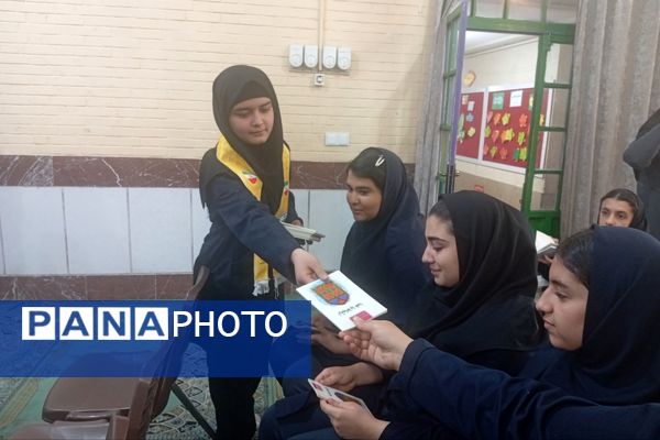 یادواره شهدا و محفل قرآنی و مراسم عزاداری دهه دوم فاطمیه در دبیرستان نرجس