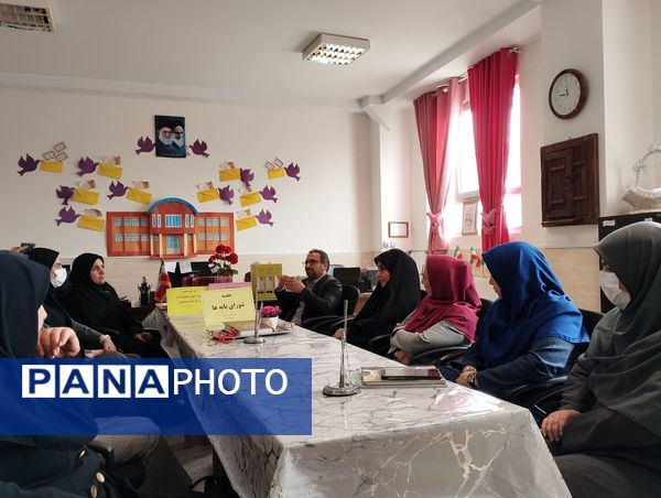 اجرای طرح شورای‌ معلمین  هم پایه مقطع ابتدایی در دبستان مالک اشتر شهرستان ملارد