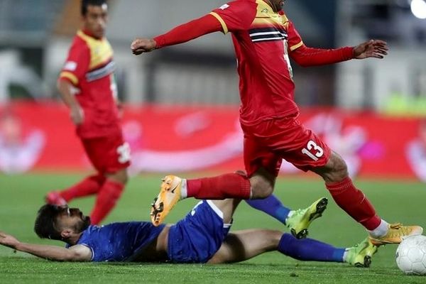 ورزشگاه آزادی میزبان استقلال - نساجی 
