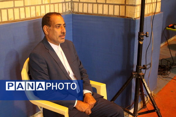 آیین سپاس معلم در دبستان دخترانه شهید باهنر بوشهر