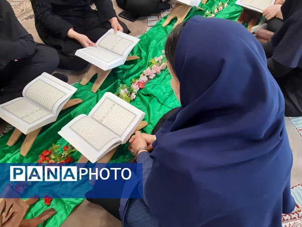 برگزاری محفل انس با قرآن در دبیرستان نور اردبیل