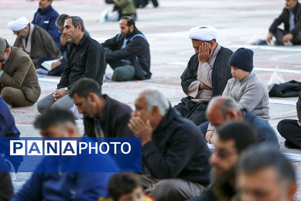 اقامه نماز طلب باران در مسجد مقدس جمکران