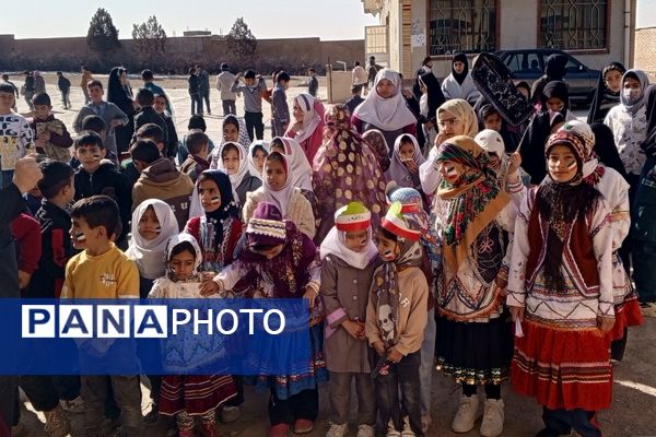 جشن دهه فجر در مدرسه شهید معتمدی