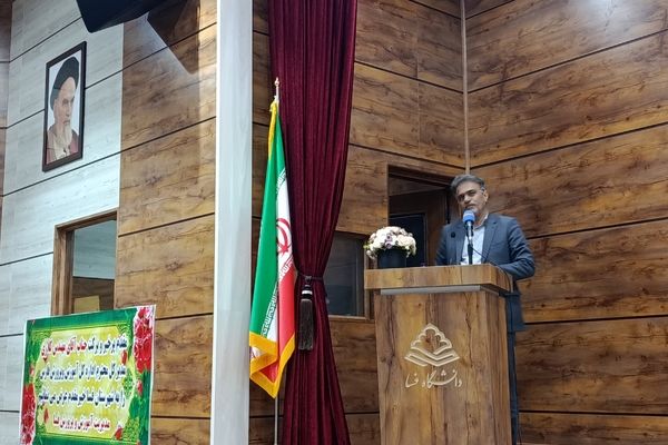 آموزش روش های نوین تدریس و کلاس داری به ۲۸ هزار معلم استان فارسی در تابستان امسال