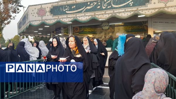 همدلی و زیارت در چهارشنبه‌های رضوی