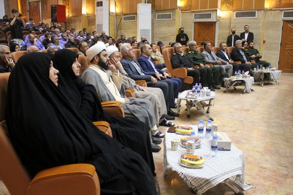 همایش «بسیج، مدرسه عشق» در باقرشهر 